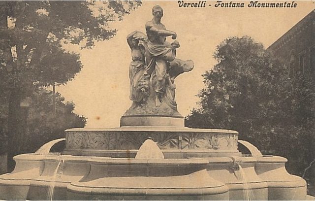 STORIA-VERCELLESE-le-peripezie-della-fontana-del-Gartmann-57fd1a542d4701-650x414