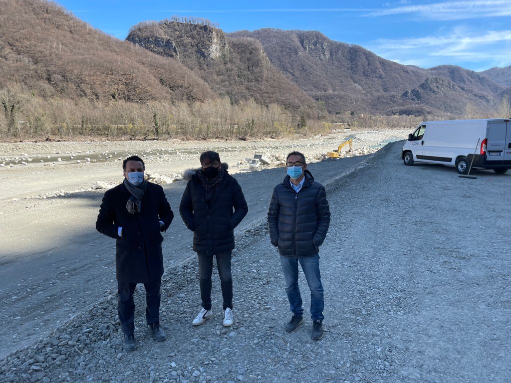 SP 105v DOCCIO-CREVOLA: CONTINUA IL CANTIERE DI RIPRISTINO DEI DANNI ALLUVIONALI