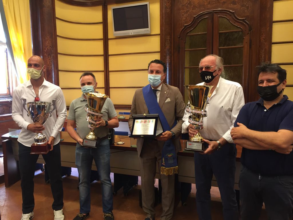 A fianco dello sport con hockey vercelli